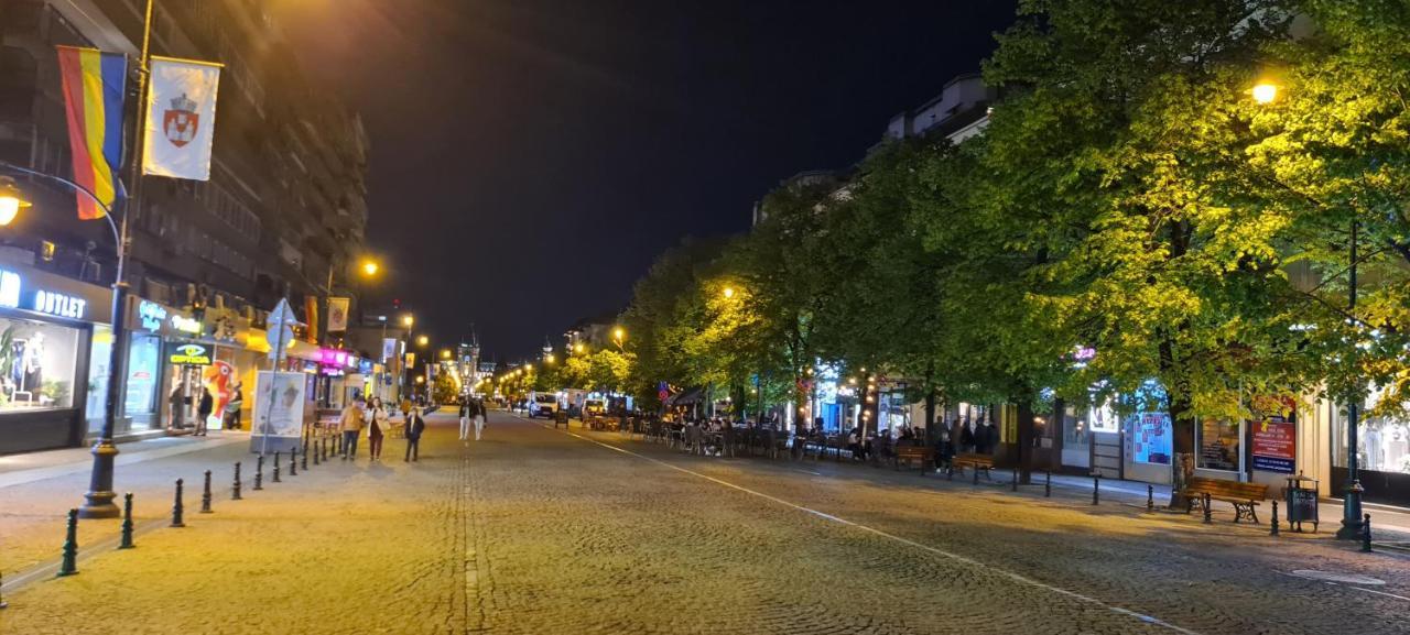 Genesis - Iasi City Center エクステリア 写真